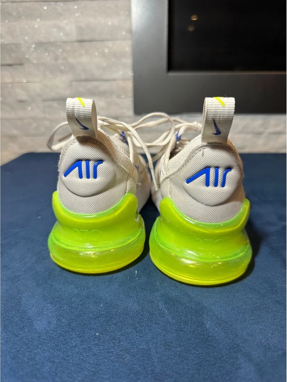 Nike Air Max 270 White Blue Neon Green kids Running Shoes Size 3y